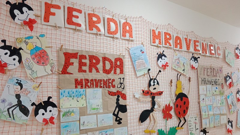 Každý z nás je přece rád, že je s knihou kamarád - oddělení I. a II.