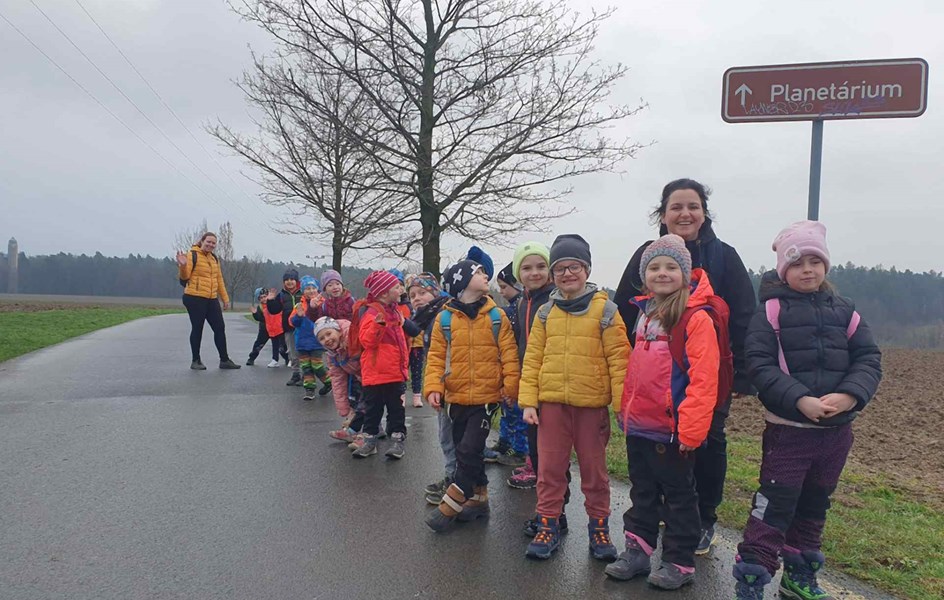 Sovičky a tajemství padajících hvězd - zvětšit obrázek