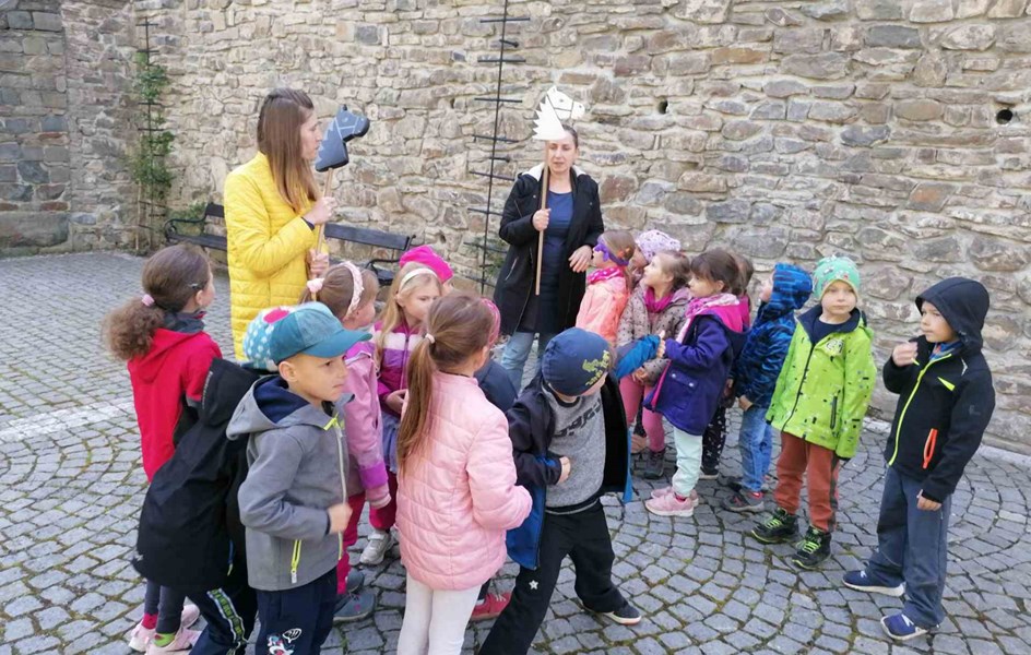 Míčem, koulí, kuželkami… - zvětšit obrázek