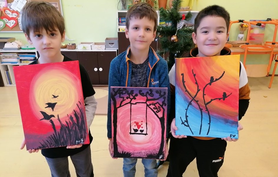 Projekt „Malý výtvarník“ – práce a malba akrylovými barvami - zvětšit obrázek