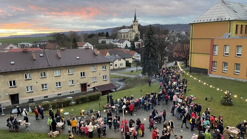 Vánoční jarmark u naší školy