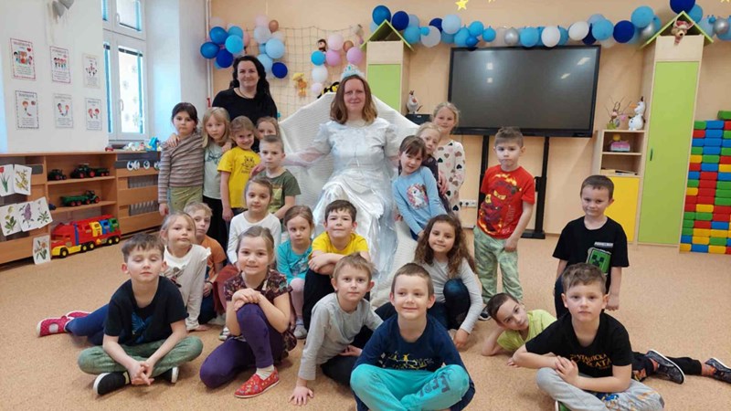 Sovičky zachraňují Sněhovou královnu a napravují kouzelné zrcadlo