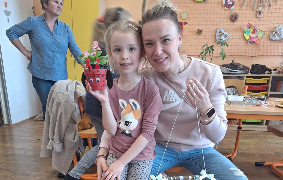 Jarní tvoření s rodiči - zvětšit obrázek