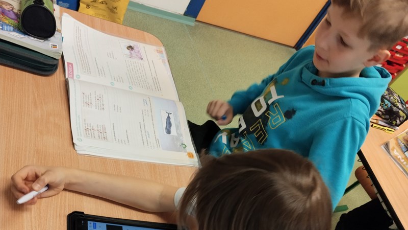 Čeština a tablety ve 4.B