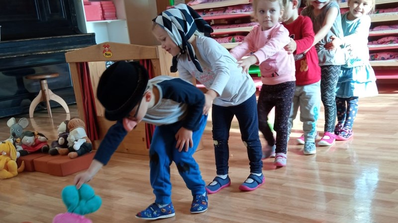 Pohádka "O řepě" u Kuřátek