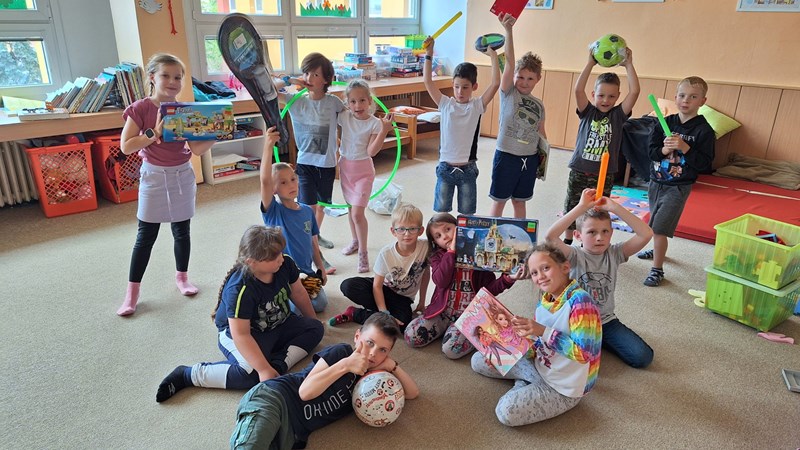 Nové Lego a sportovní pomůcky