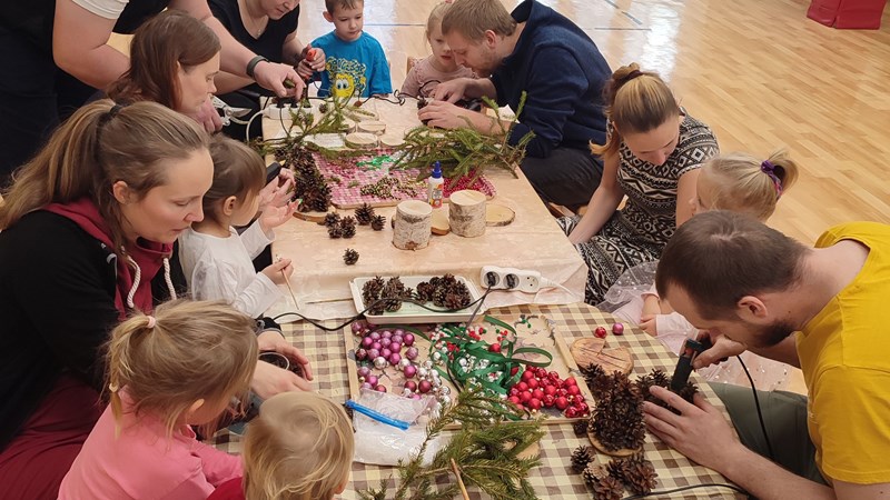 Sluníčkové vánoční tvoření