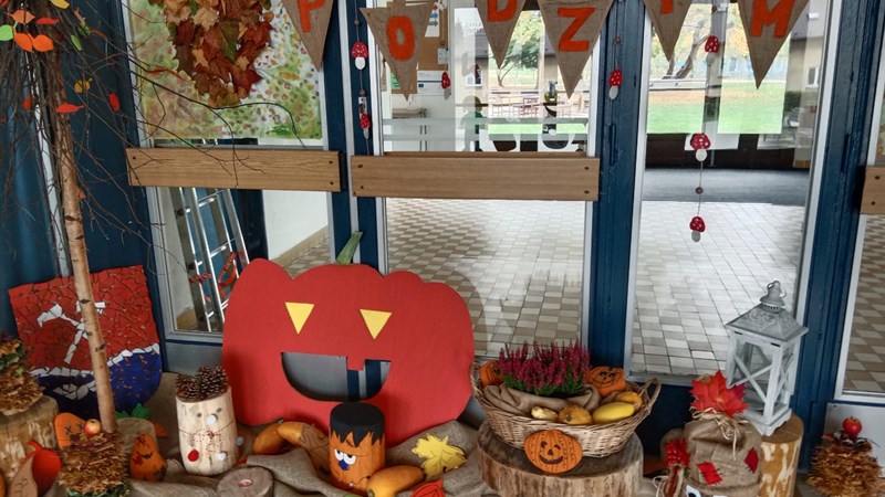 Společná výstavka ve školní družině