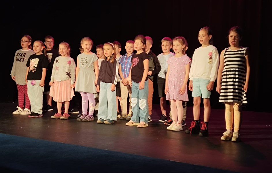 Jak slavili prvňáčci Den dětí? - zvětšit obrázek