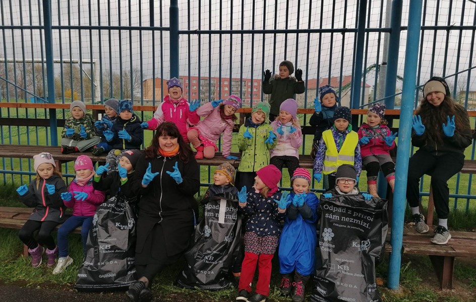 Ukliďme Česko - zvětšit obrázek